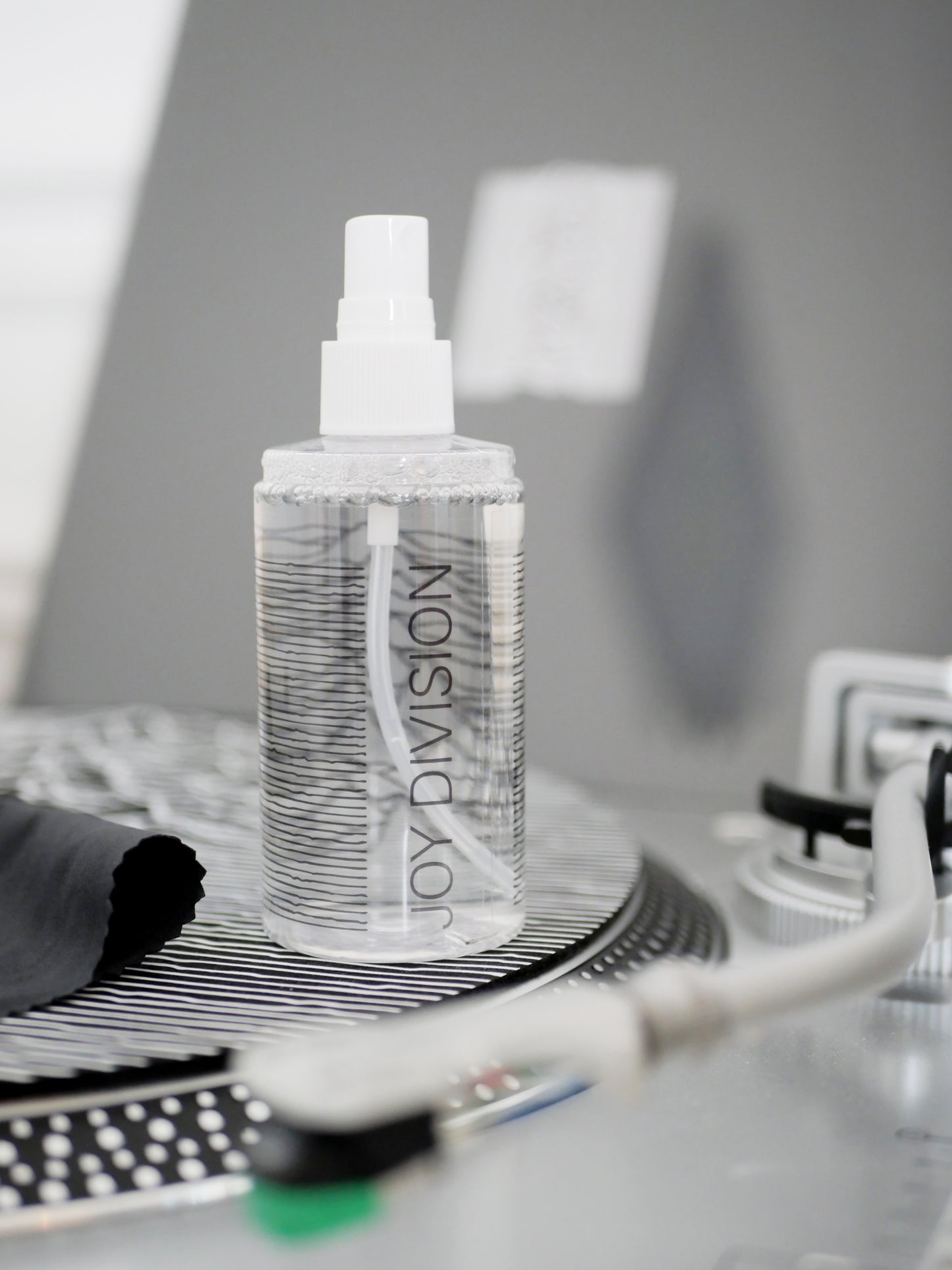 Soluzione detergente 100 ml – JOY DIVISION